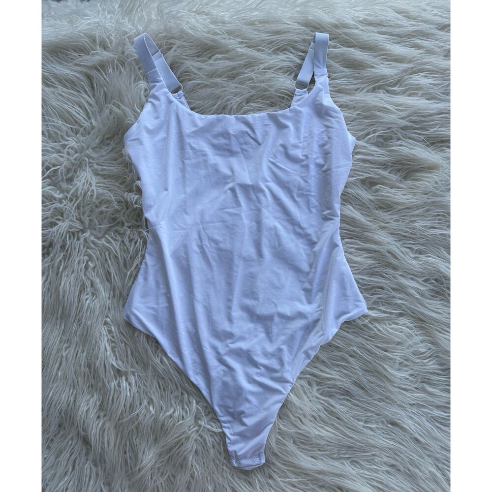 Vitality The Essence Bodysuit Snow Size Large